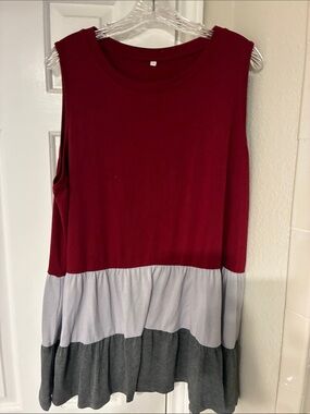 Sleeveless Colorblock Ruffle Hem Top - Burgundy, Light Gray & Charcoal